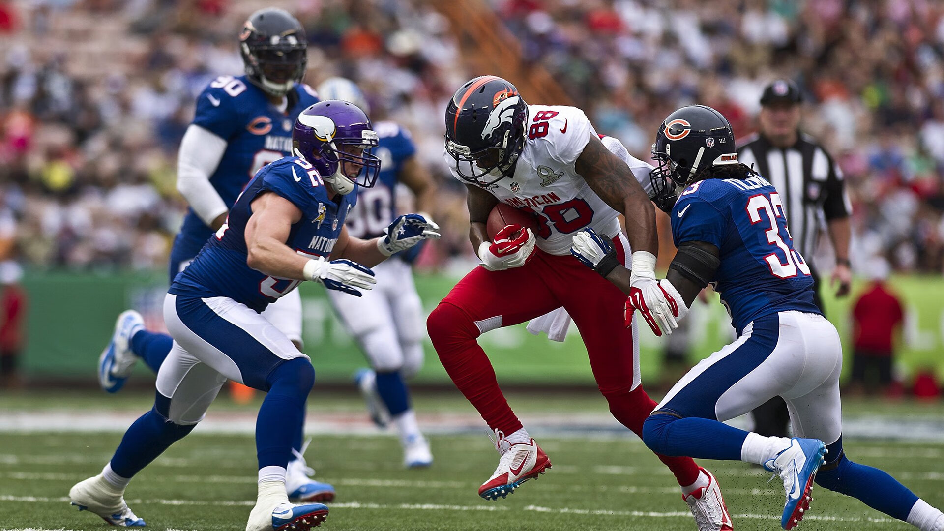 巴萨门神表现抢眼，扑救精准力挽狂澜，巴萨的传奇门将